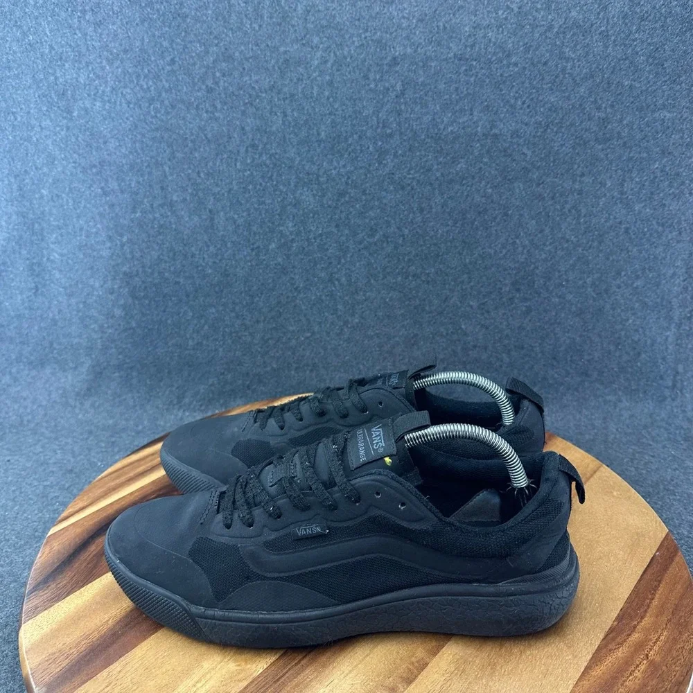 Vans UltraRange EXO Mens 10 Black Low Top Sneakers VN0A4U1KBLK